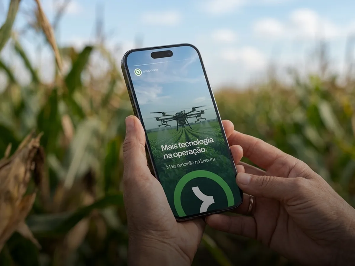 Identidade visual Grou Agridrones, branding criado do zero pelo FAMOSO.® em Porto Alegre